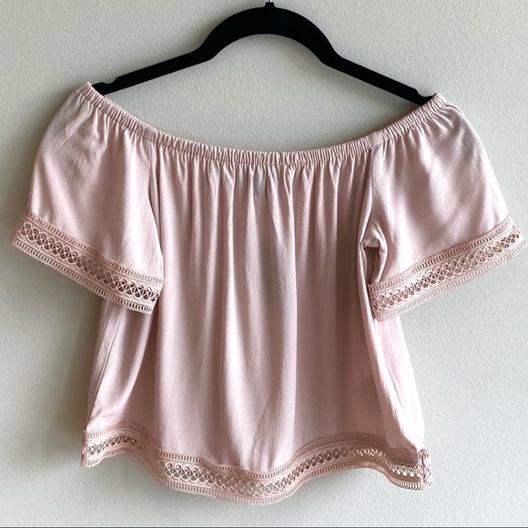 Express Off The Shoulder Lace Trim Top NWT - Picture 3 of 16